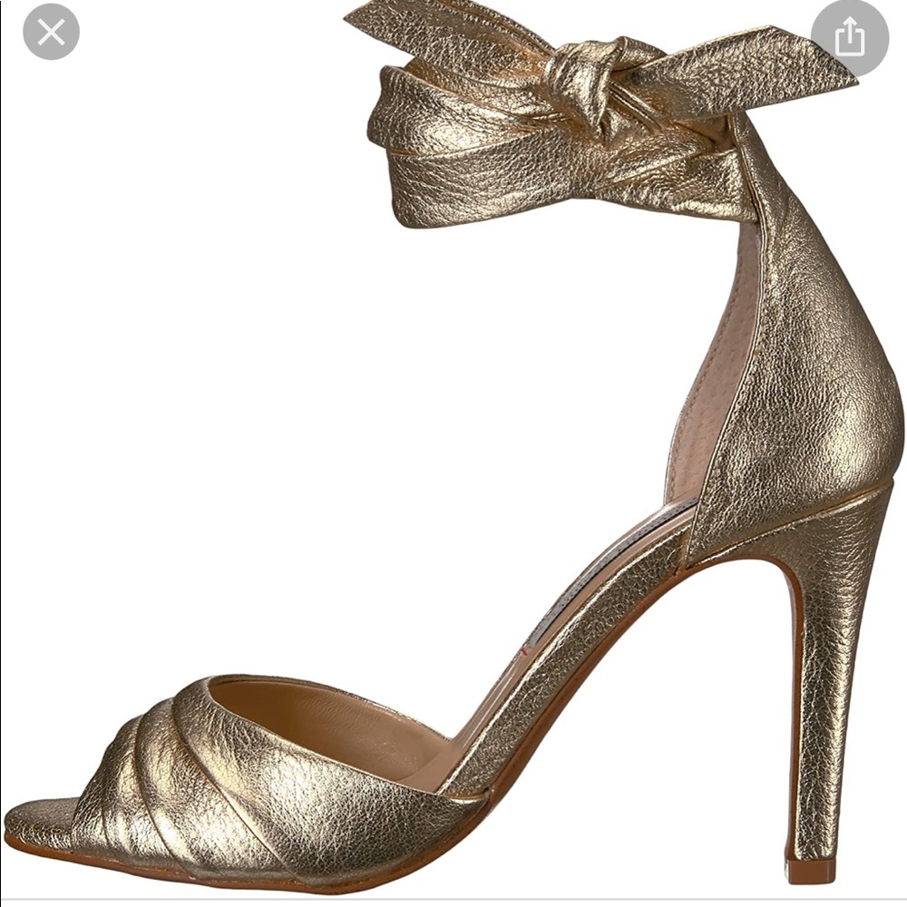 🎉GUC- “Lilac Dress Shoe”By Kristin Cavallari For CL🎉